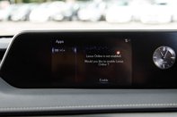 Lexus Ux 250H 22