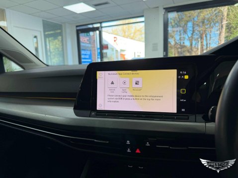 Volkswagen Golf 1.5 TSI Life Euro 6 (s/s) 5dr 32