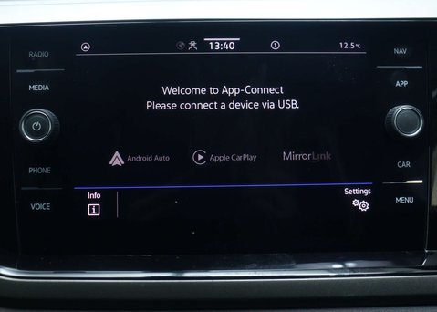 Volkswagen Polo 1.0 Polo Match TSi Semi-Auto 5dr 23