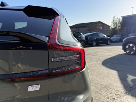 Volvo C40 Twin Recharge 78kWh Ultimate SUV 5dr Electric Auto AWD (408 ps) 19