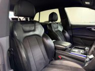 Audi Q8 3.0 TDI V6 50 S line SUV 5dr Diesel Tiptronic quattro Euro 6 (s/s) (286 ps) 6