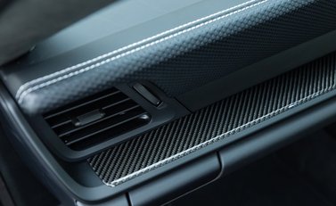 Porsche 911 GT3 Touring (992) 16