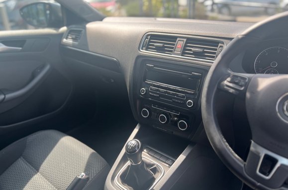 Volkswagen Jetta SE TDI BLUEMOTION TECH £35 ROAD TAX 17