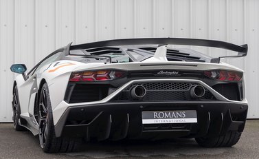 Lamborghini Aventador SVJ LP 770-4 3
