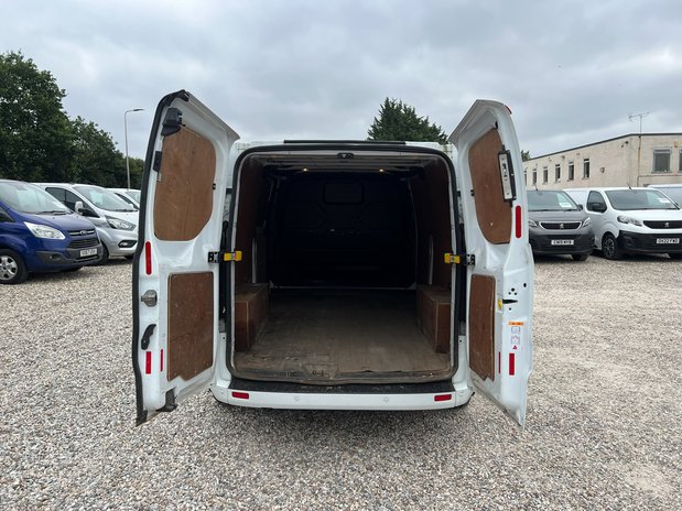 Ford Transit Custom LWB L2H1 Low Roof Limited 300 Air Con Ply Lined Sensors EURO 6 NO VAT 9