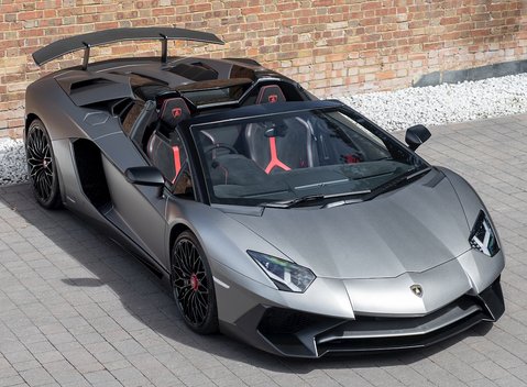 Lamborghini Aventador SV LP 750-4 Roadster 10