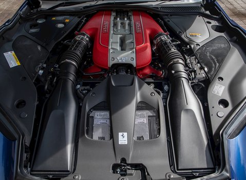 Ferrari 812 Superfast 34