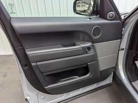 Land Rover Range Rover Sport 3.0 Range Rover Sport HSE SDV6 Auto 4WD 5dr 59