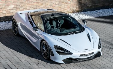McLaren 720S Performance 8