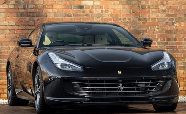 Ferrari GTC4 Lusso 1