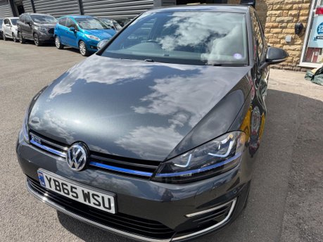 Volkswagen Golf GTE NAV DSG 5