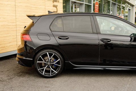 Volkswagen Golf R TSI 4MOTION DSG 7