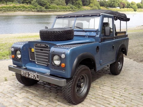 Land Rover 88 Series III SWB - John Brown HQ Special Edition 30