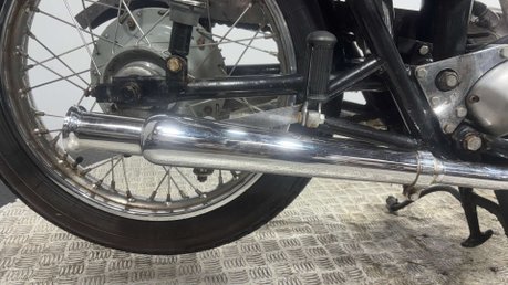 Triumph Bonneville 650 1973 GOOD RUNNING PROJECT BIKE CLASSIC BARN FIND 650CC 8