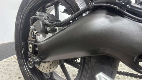 Yamaha MT-09 ABS 2020 ONLY 8K 2 OWNER AKRAPOVIC QUICKSHIFTER FSH 900CC NAKED 35