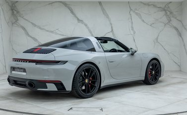 Porsche 911 Targa 4S (992) 7