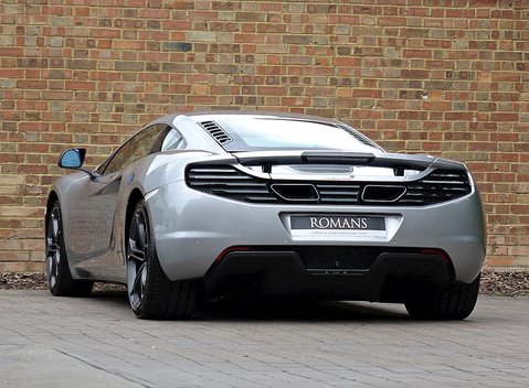 McLaren MP4-12C 12