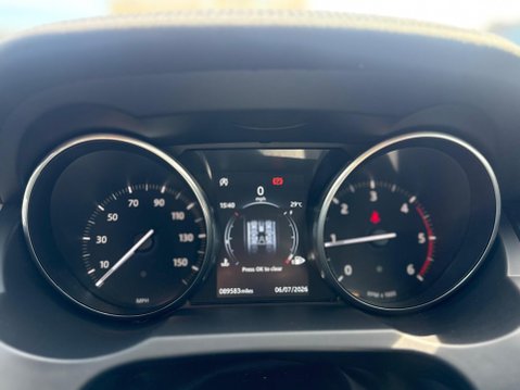 Land Rover Range Rover Evoque 2.0 eD4 SE FWD Euro 6 (s/s) 5dr 29