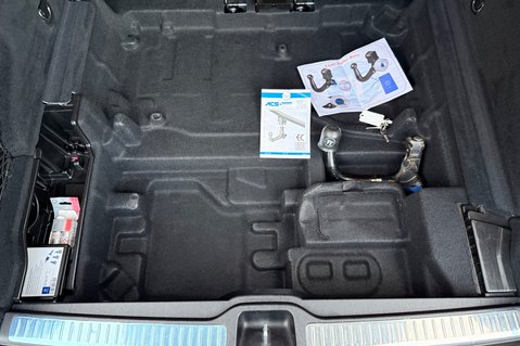 Mercedes-Benz GLC GLC 350 D 4MATIC AMG LINE PREMIUM PLUS -360 CAMERAS -FULL M/B SERVICE HIST 66