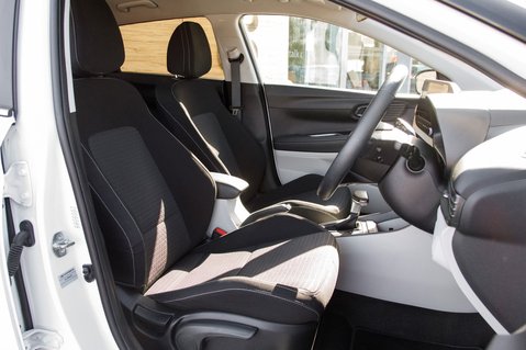 Hyundai i20 T-GDI ULTIMATE MHEV 36