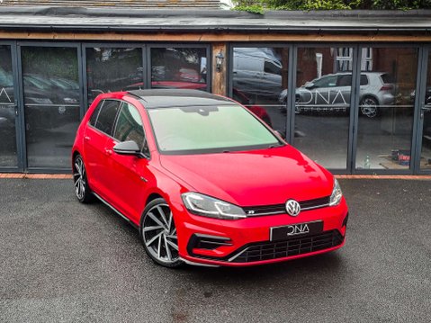 Volkswagen Golf 2.0 Golf R TSi Semi-Auto 4WD 5dr 9