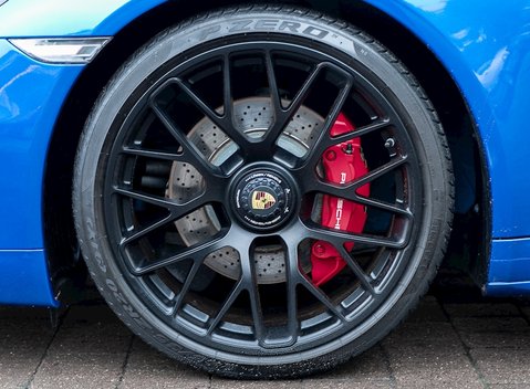 Porsche 911 (991) Carrera GTS 10