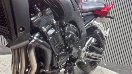 Yamaha FZ1 FAZER 2006 38K LONG MOT AKRAPOVIC EXHAUST 1000CC 33