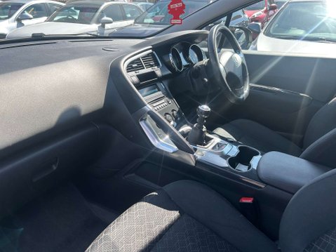 Peugeot 3008 1.6 3008 Active Blue HDi S/S 5dr 39