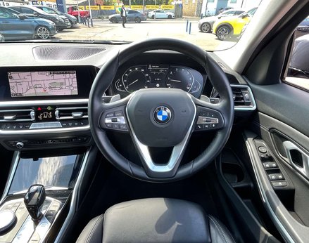 BMW 3 Series 2.0 320i Sport Auto 4dr 19