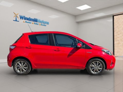 Toyota Yaris 1.5 VVT-h Icon E-CVT Euro 6 (s/s) 5dr 3