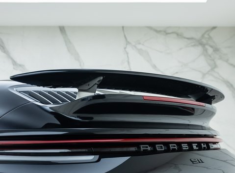 Porsche 911 Turbo S Cabriolet (992) 30