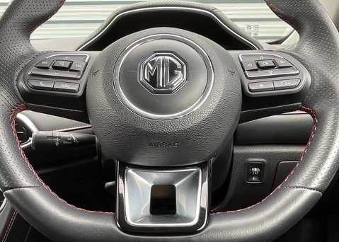 MG HS 1.5 T-GDI EXCITE 22