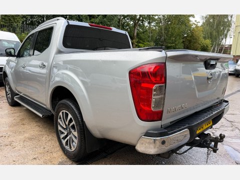 Nissan Navara 2.3 dCi Tekna Pickup Double Cab 4dr Diesel Auto 4WD Euro 6 (190 ps) 13