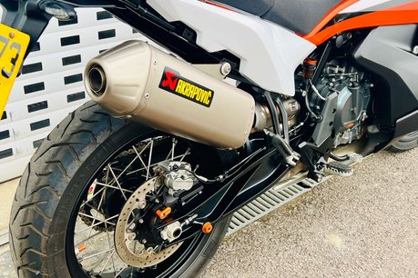 KTM Adventure 890 Adventure 19