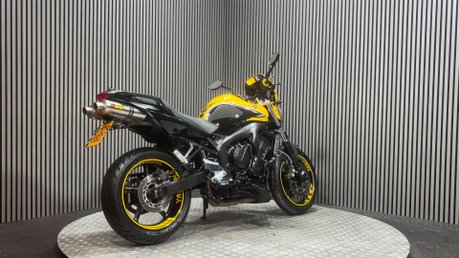 Yamaha FZ ONLY 16K CUSTOM 600CC NAKED BIKE NEW MOT WARRANTY 4