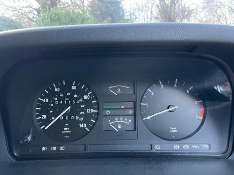 BMW 5 Series E28 518i Saloon 33