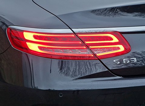 Mercedes-Benz S Class S63 Coupe 29