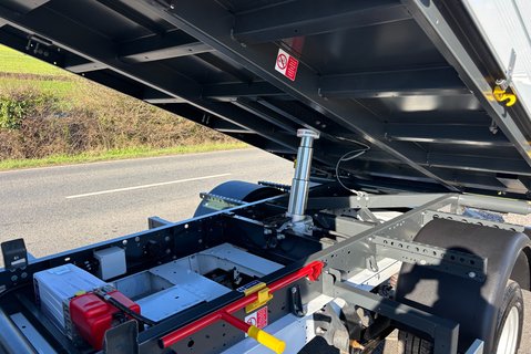 Ford Transit 470 Drw L2 130 ps Leader One Stop Tipper 8