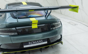 Aston Martin Vantage AMR Pro 41