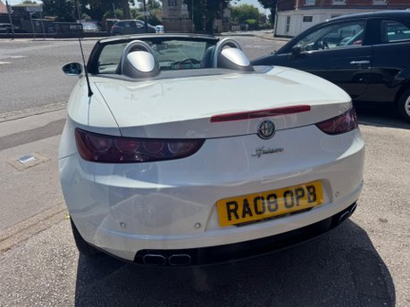 Alfa Romeo Spider 2.2 JTS Limited Edition 2dr 8