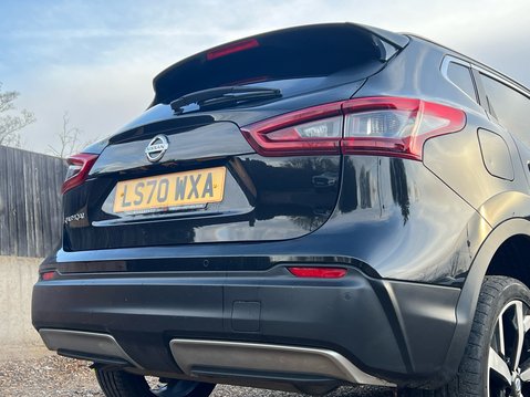 Nissan Qashqai DIG-T N-MOTION DCT 18