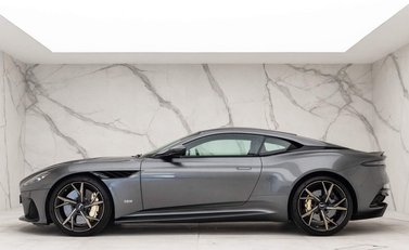 Aston Martin DBS Superleggera 2