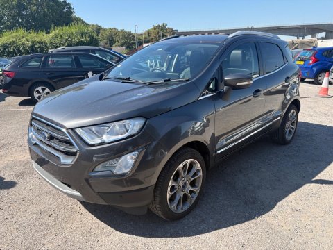Ford Ecosport TITANIUM 10
