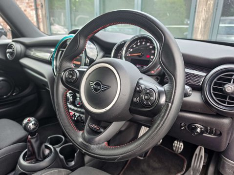 Mini Hatch 2.0 Cooper S Sport 3dr 18