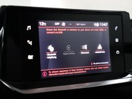 Peugeot 208 PURETECH GT LINE S/S 38