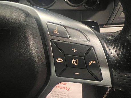 Mercedes-Benz E Class 2.1 E250 CDI BlueEfficiency Sport Cabriolet G-Tronic+ Euro 5 (s/s) 2dr 19