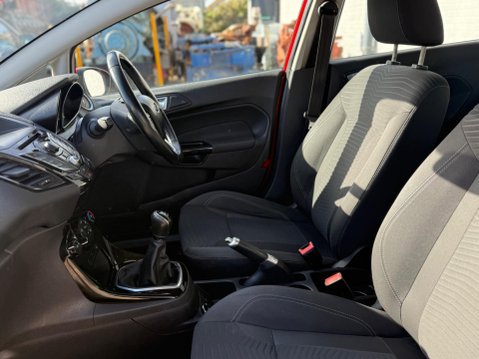 Ford Fiesta 1.25 Zetec Euro 5 5dr 28