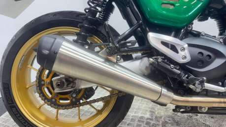 Triumph Speed Twin 2021 11K 1 OFF CUSTOM OUTSTANDING CONDITION MODERN RETRO 40