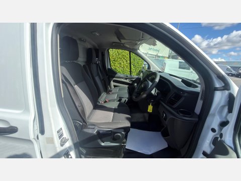 Ford Transit Custom 2.0 320 EcoBlue L1 H1 Euro 6 5dr 9