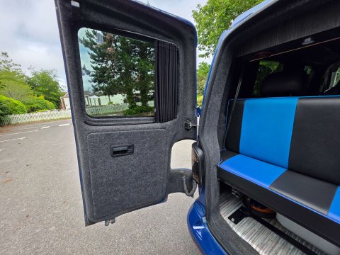 Volkswagen Transporter 2.5 Transporter T30 130 TDI LWB 52